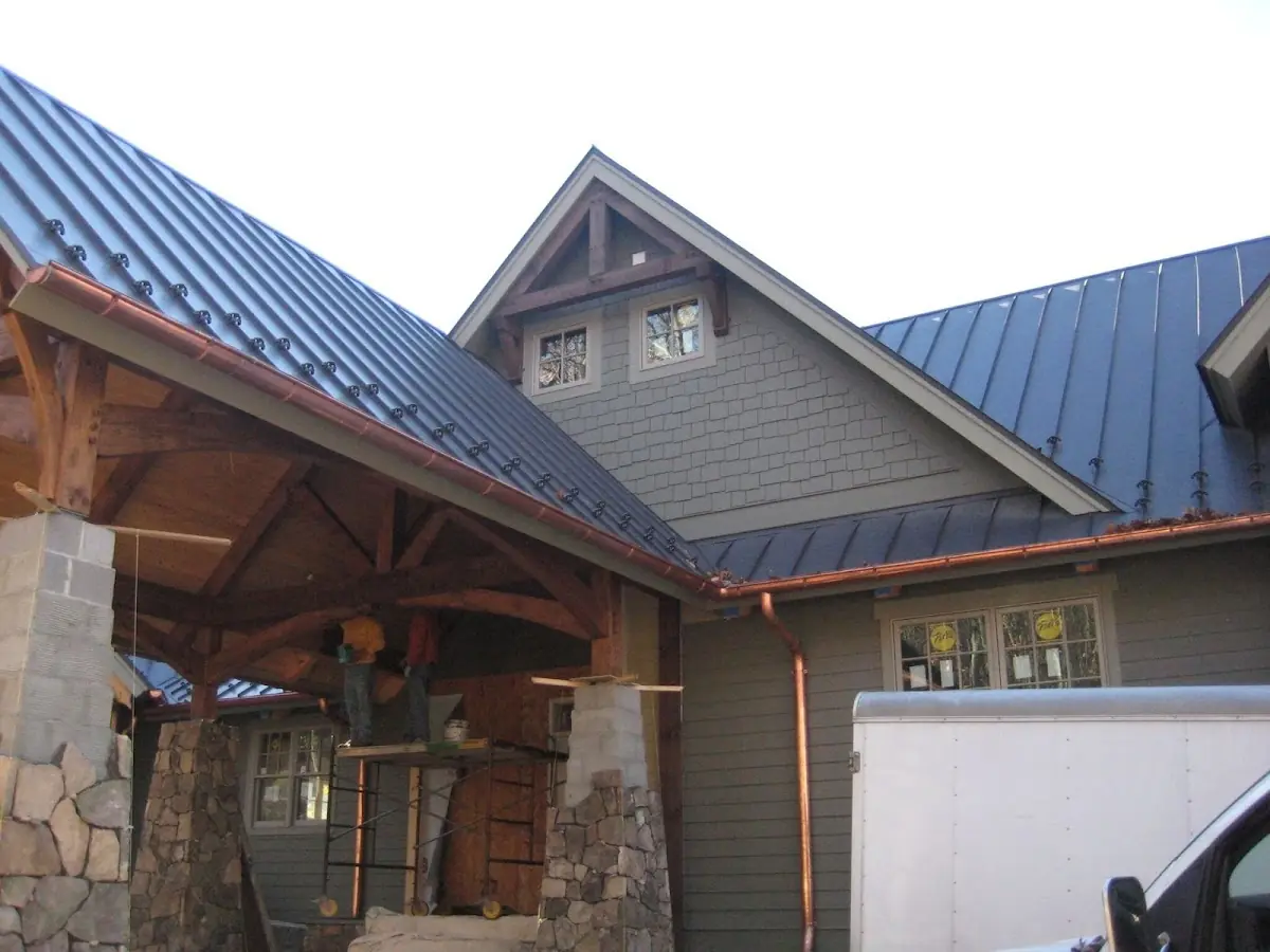 Craftsman Roofing team delivering quality roofing work in Central Tacoma